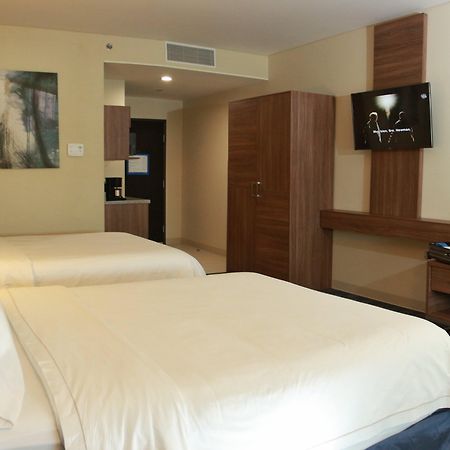 Holiday Inn Express & Suites Mexicali By Ihg Экстерьер фото