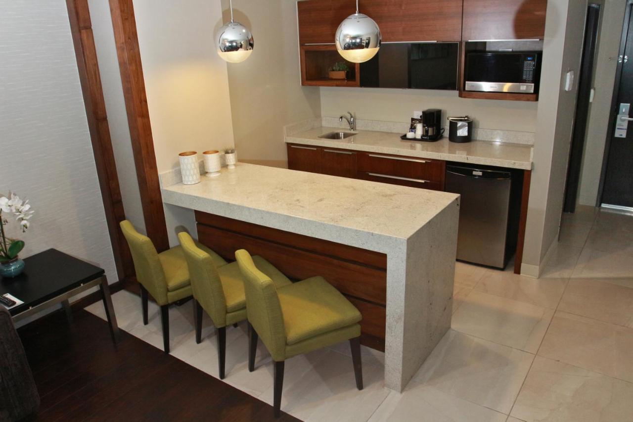 Holiday Inn Express & Suites Mexicali By Ihg Экстерьер фото