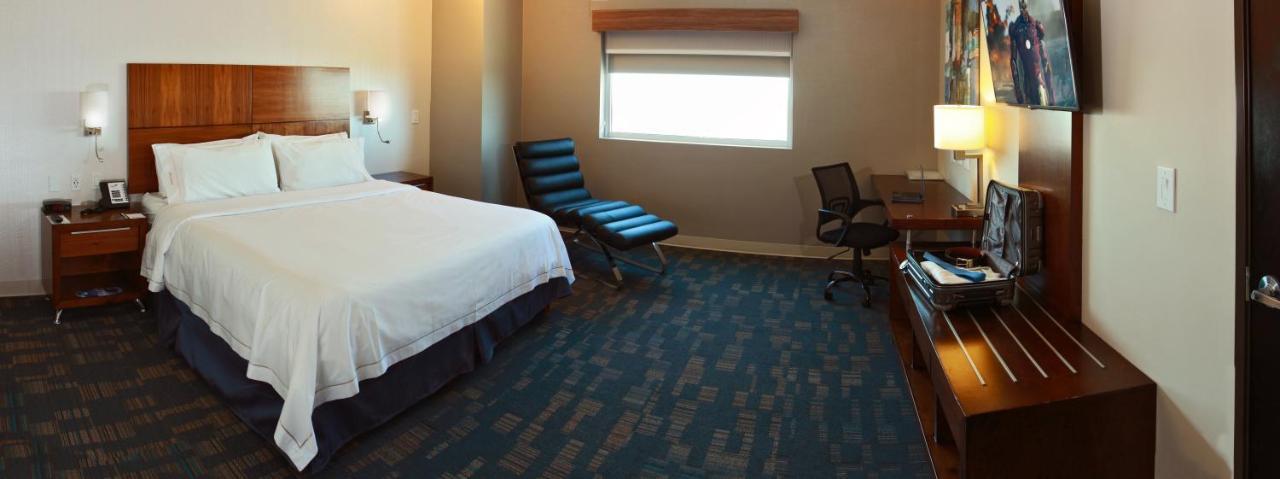 Holiday Inn Express & Suites Mexicali By Ihg Экстерьер фото