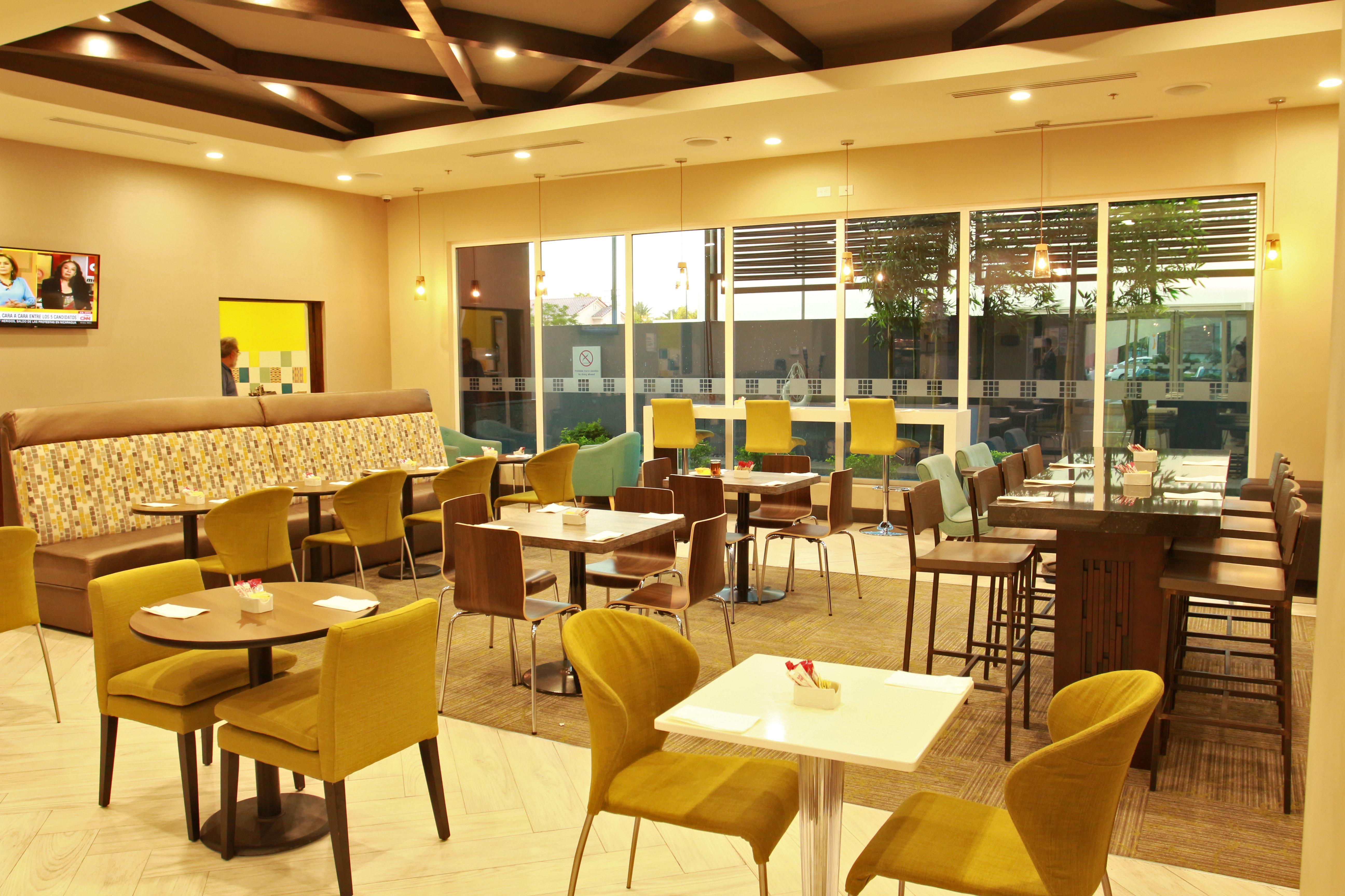 Holiday Inn Express & Suites Mexicali By Ihg Экстерьер фото