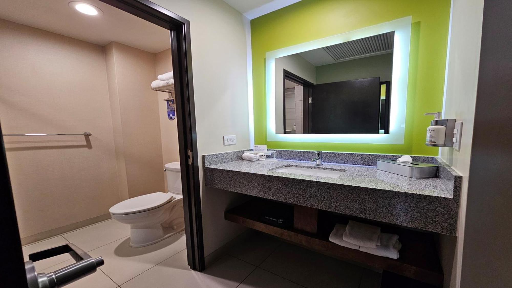 Holiday Inn Express & Suites Mexicali By Ihg Экстерьер фото